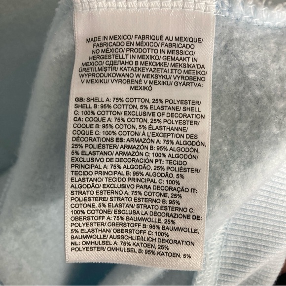 THE NORTH FACE WOMENS HOODIE, SZ-MED, BABY BLUE, EMBLEM AND POCKET ON FRONT - Picture 9 of 9